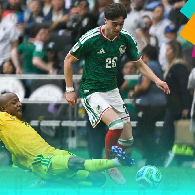 Brian Gutiérrez es de los que no gustó ante Sudáfrica. (Foto: Imago7)