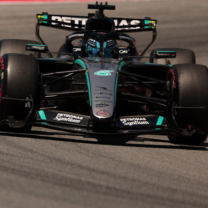 George Russell se llevó la pole en Barcelona. (Foto: Reuters)