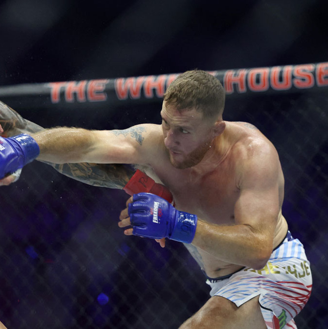 Gaethje venció a Topuria en UFC Freedom 250. (Foto: Reuters)