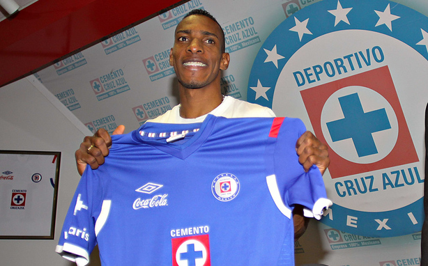 ¿Qué fue de Luis Amaranto Perea, colombiano que brilló en Cruz Azul? (Imago7)