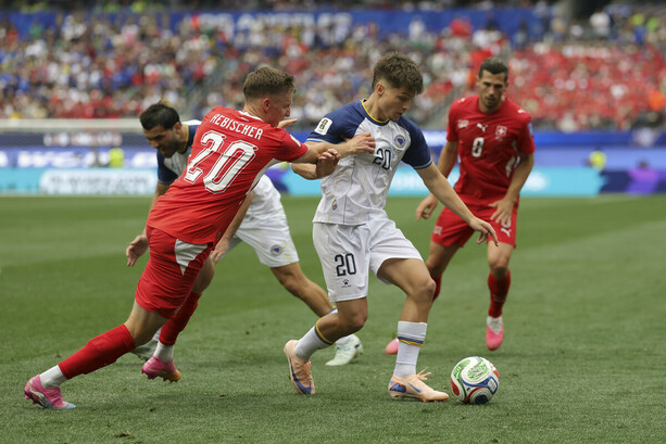 El partido estuvo empatado hasta el minuto 70 / Imago7