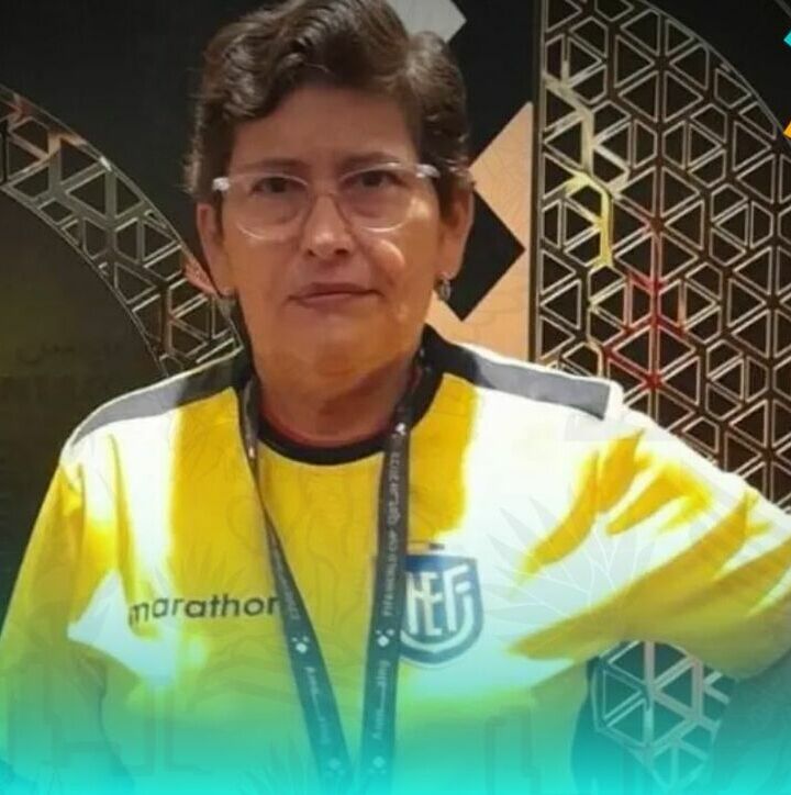 La aficionada se ganó el estar en todos los Mundiales. (foto: X)