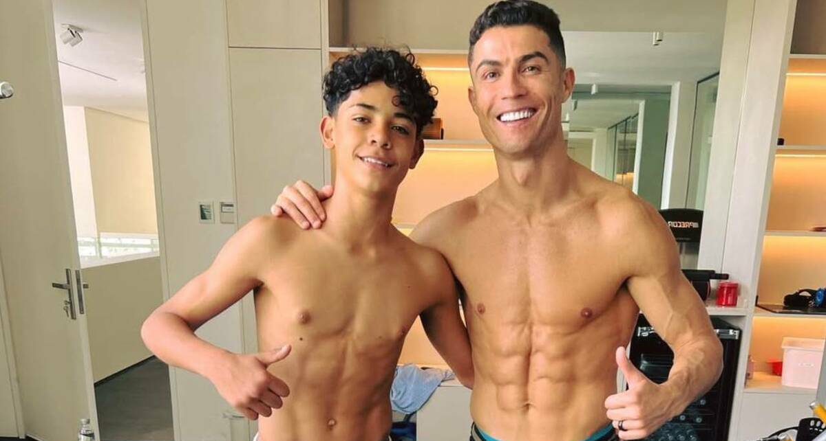 Cristiano Ronaldo entrenando con su hijo (@cristiano)