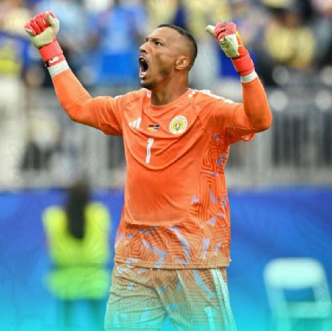 Eloy Room impuso marca de atajadas en un partido del Mundial / Imago7