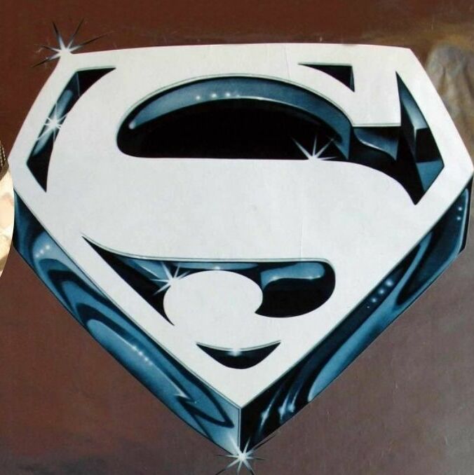 Actor de Superman y su esposa mueren atrapados en un incendio | Foto; Facebook de Kyle Avery