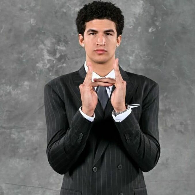 Karim López, mexicano que estará en la NBA (Reuters)