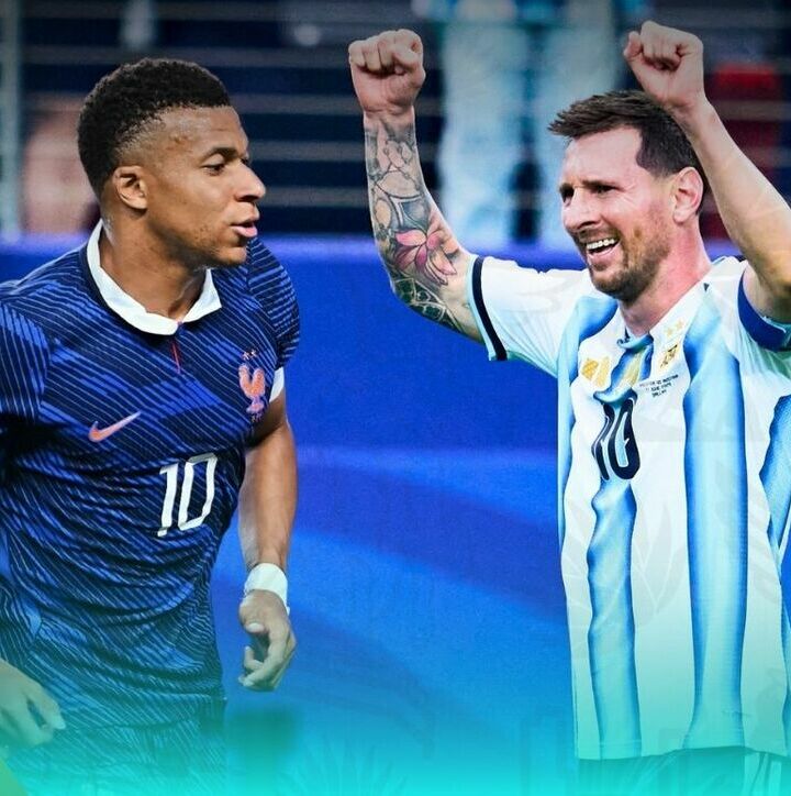 Mbappé le pisa los talones a Messi. (Foto: Mexsport)