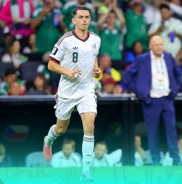 Álvaro Fidalgo cumplió su sueño de anotar con México en una Copa del Mundo (Imago7)