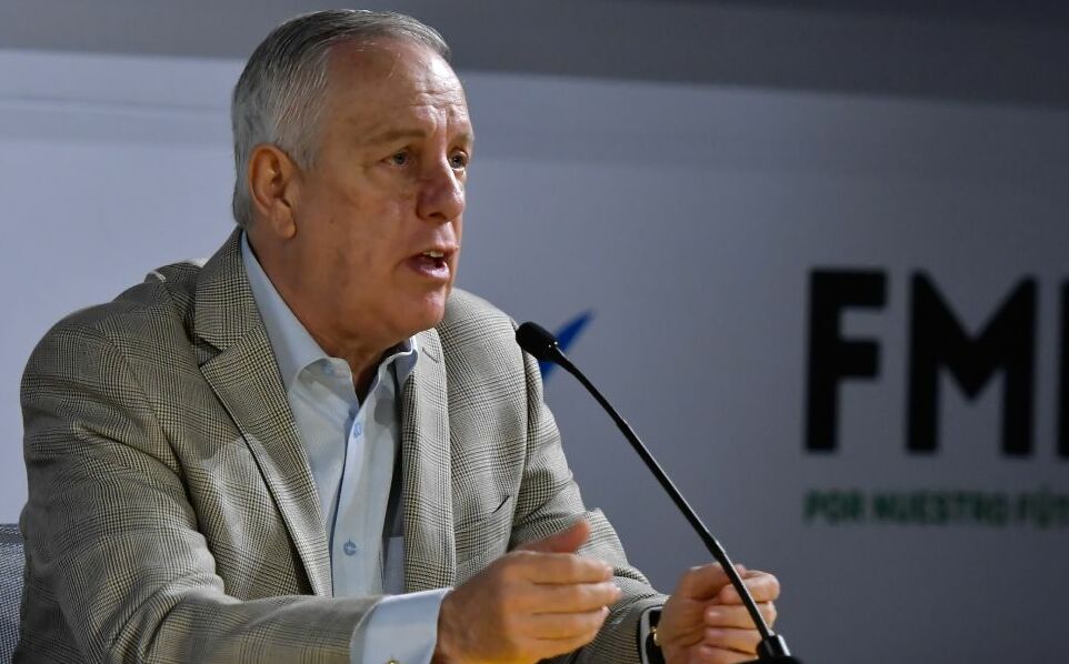 Arturo Brizio, en conferencia de prensa (Imago7)