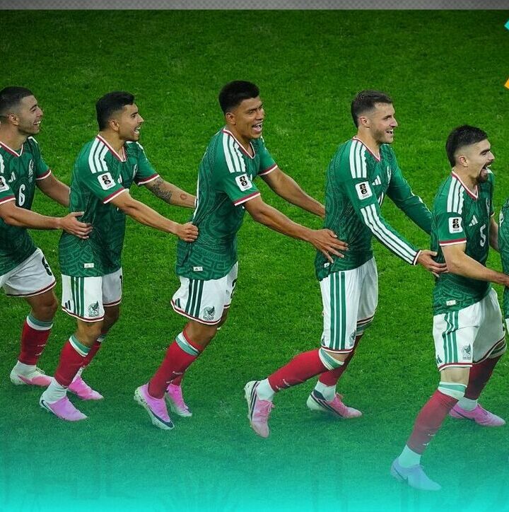La Selección Mexicana terminó contenta por el triunfo y el apoyo de la gente. (Foto: Mexsport)