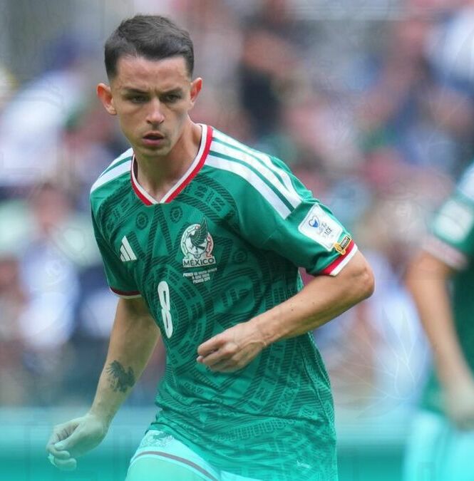 Álvaro Fidalgo con la Selección Mexicana (Imago7)