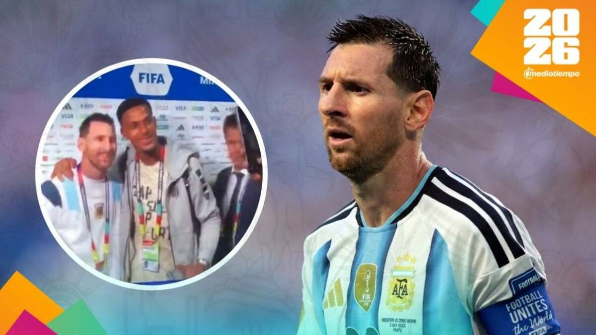 Los jugadores de Cabo Verde no perdieron la oportunidad de tomarse foto con Messi (Reuters)