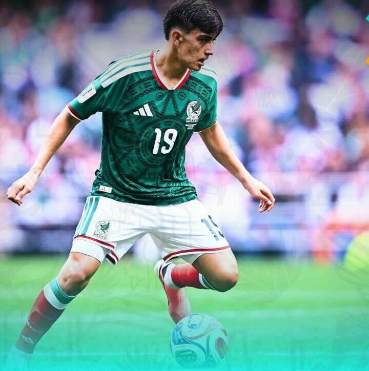 Gilberto Mora debutó a los 17 años en el Mundial. (Foto: Mexsport)