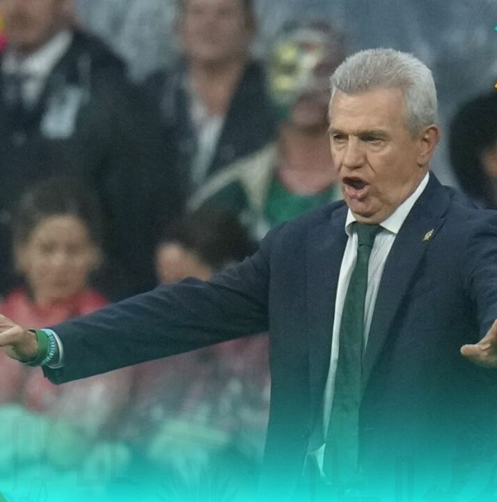 Javier Aguirre defendió su planteamiento en los últimos minutos ante Inglaterra (Fotografía: Imago 7)