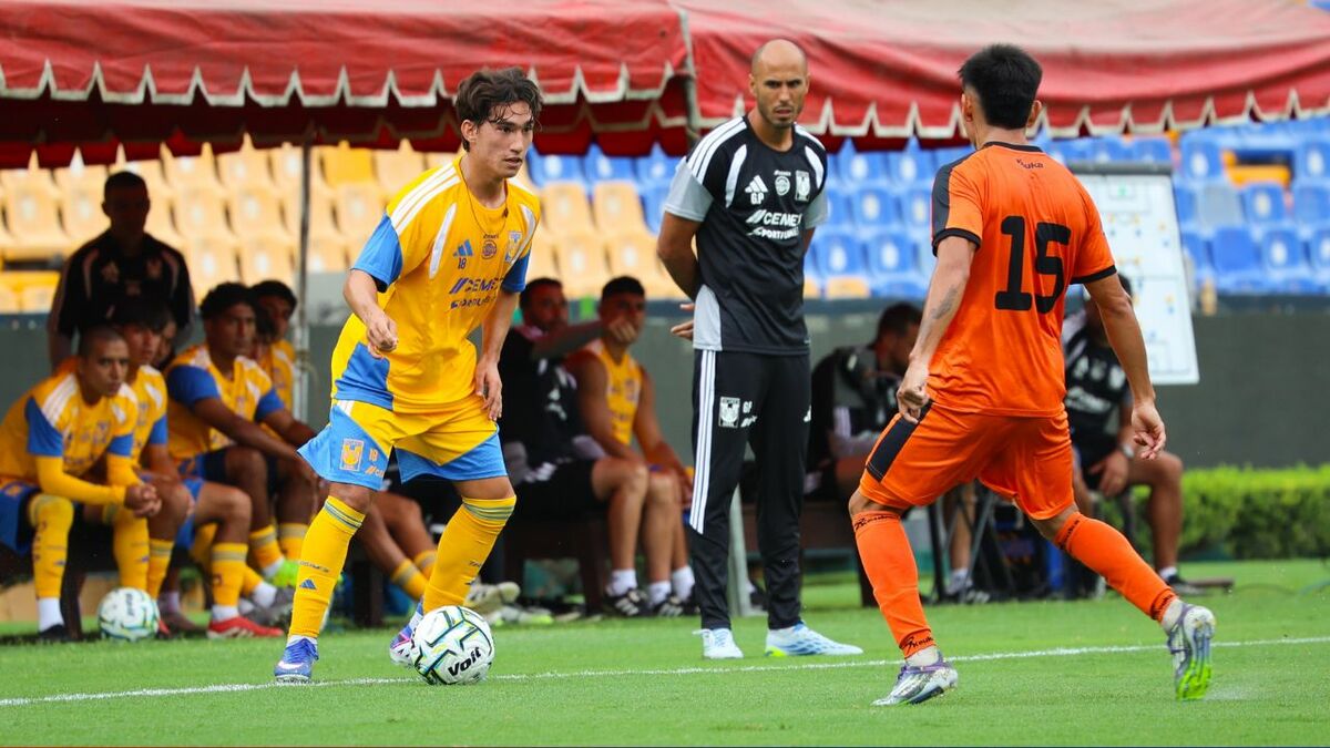 Tigres ante Santiago FC (@TigresOficial)