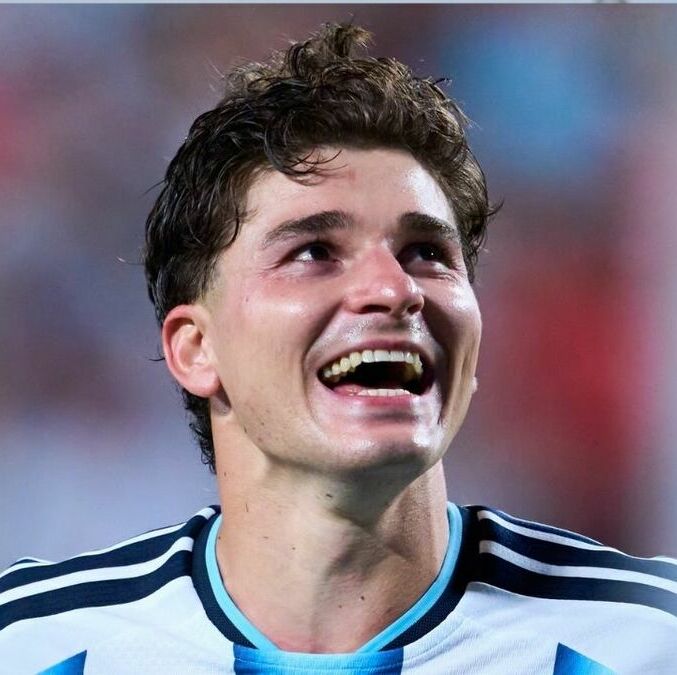 Julián Álvarez es objeto de deseo del Barcelona (Fotografía: Mexsport)