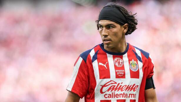 Chivas busca acomodar a "Guti" en la MLS / Mexsport