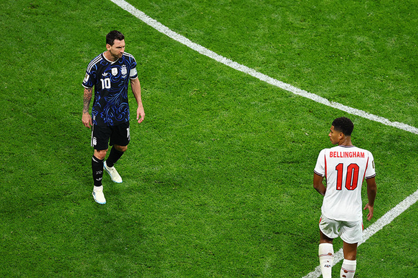 Bellingham también tuvo roces con Messi. (Foto: Reuters)