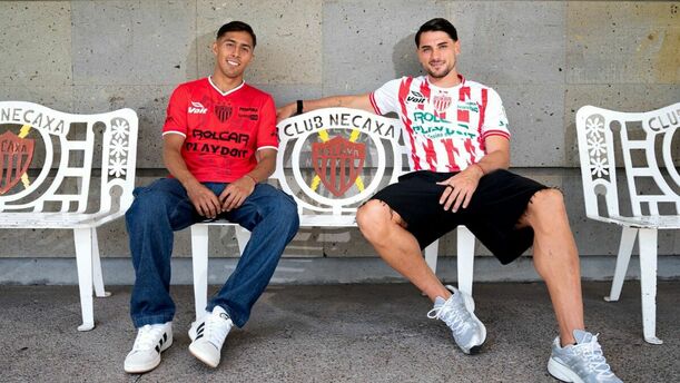 Necaxa presentó su jersey para el Apertura 2026 con tonos intensos en el jersey de visita | Foto: @ClubNecaxa