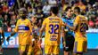 Rodrigo Aguirre fue expulsado por taparse la boca (Mexsport)
