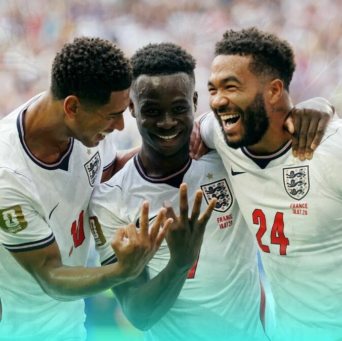 Bukayo Saka marcó triplete ante Francia (Reuters)