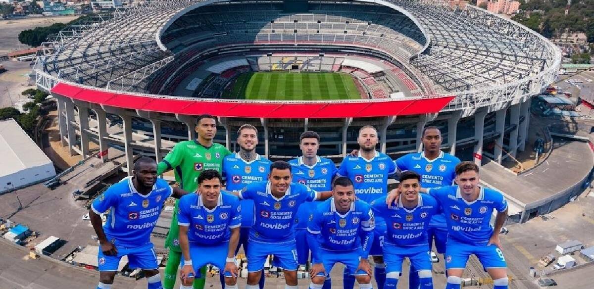 Cruz Azul ha tenido cuatro mudanzas en dos años y medio / Mexsport