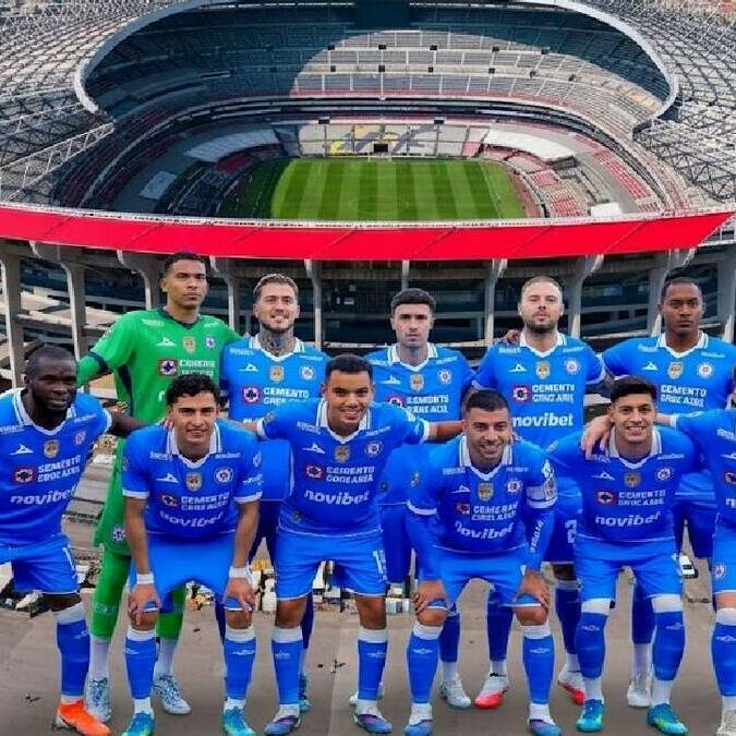 Cruz Azul ha tenido cuatro mudanzas en dos años y medio / Mexsport