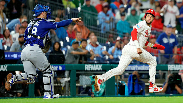 Dodgers ganó en un inusual corrido de bases de los Phillies (Foto: MLB.com)