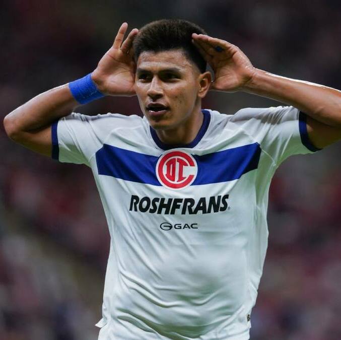 Jesús Gallardo seguirá siendo del Toluca por mucho tiempo más (Imago7)