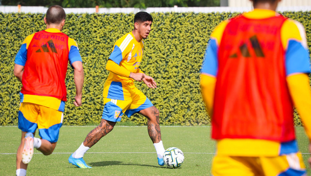 Alan Franco ya se adapta al grupo. (Foto: X @TigresOficial)