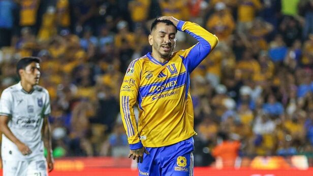 Ángel Correa aún es jugador de Tigres y no ha podido alcanzar un acuerdo para fichar con River (Fotografía: Imago 7)