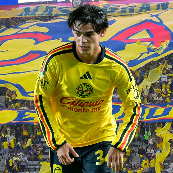 Dagoberto Espinoza celebró el regreso del América al Banorte. (Fotos. Mexsport)