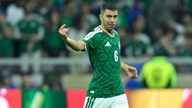 Erik Lira con la Selección Mexicana (Imago7)