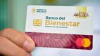 Los padres de familia deberán de llevar una serie de documentos para recoger las tarjetas de la Beca Rita Cetina. (Especial)
