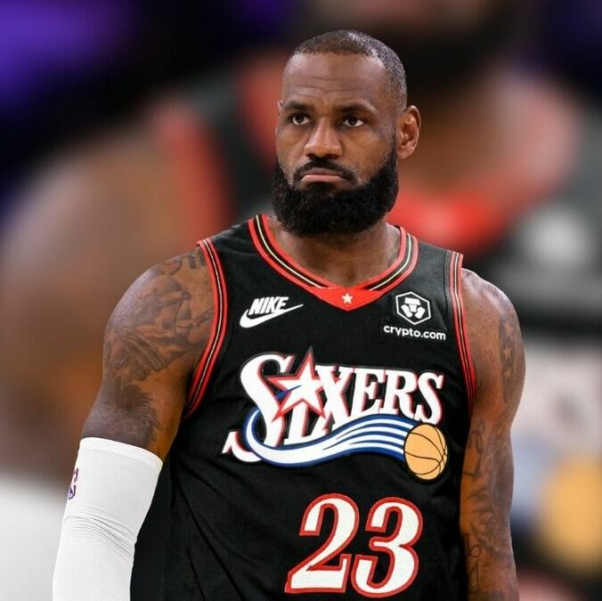 LeBron James llegará a Philadelphia 76ers para la siguiente temporada de la NBA.