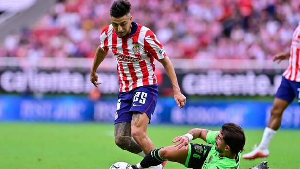 Chivas saca el triunfo de último minuto ante Juárez / Mexsport