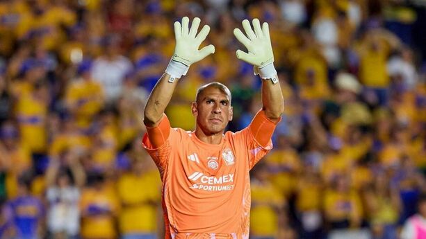 Nahuel Guzmán y los Tigres dejaron ir los tres puntos ante el Atlético San Luis (Fotografía: Mexsport)
