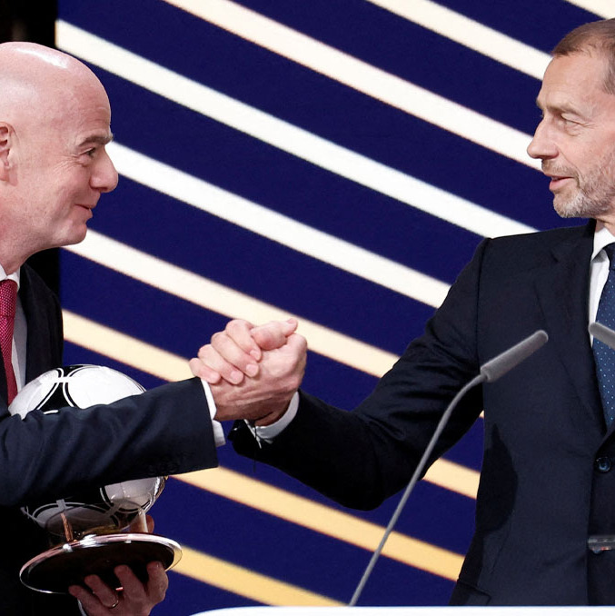 El presidente de la UEFA, Aleksander Ceferin, y el presidente de la FIFA, Gianni Infantino. (Foto: Reuters)