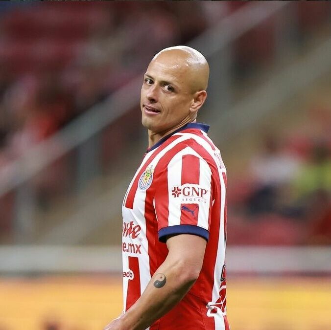 Chicharito respondió a quienes lo criticaron por sus declaraciones respecto a Chivas (Fotografía: Imago 7)