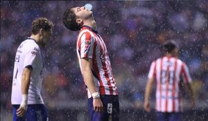 Las Chivas no pudieron pasar del empate ante Puebla (Fotografía: Imago 7)