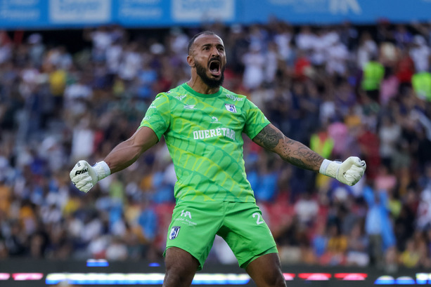Gallos Blancos sumó puntos importantes en casa / Mexsport