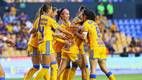 Jugadoras de las Amazonas celebran una de sus anotaciones ante el conjunto del Puebla. FOTO: Imago7