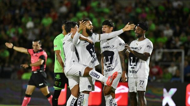 Juninho marcó triplete ante Juárez en la goleada de los Pumas (Fotografía: Mexsport)