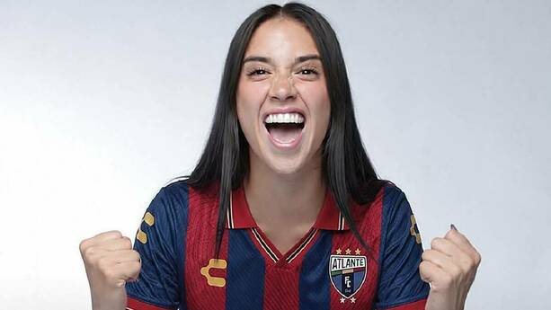 Nailea Vidrio se visitó con el uniforme de Atlante Femenil para anunciar su regreso a las canchas. FOTO: @naileavidrio
