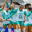 Jugadoras del León celebran uno de los cuatro goles con el que vencieron a Pumas en CU. FOTO: Imago7