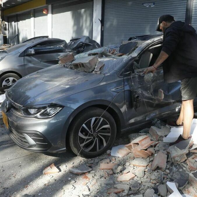 Hay muchos daños materiales tras el sismo. (Foto: EFE)