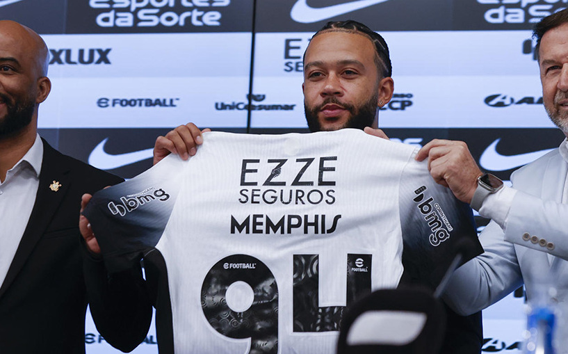 Memphis Depay fue presentado con el Corinthians. (FOTO: EFE)