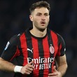 Santi Gimenez, jugador mexicano del AC Milan (acmilan.com)