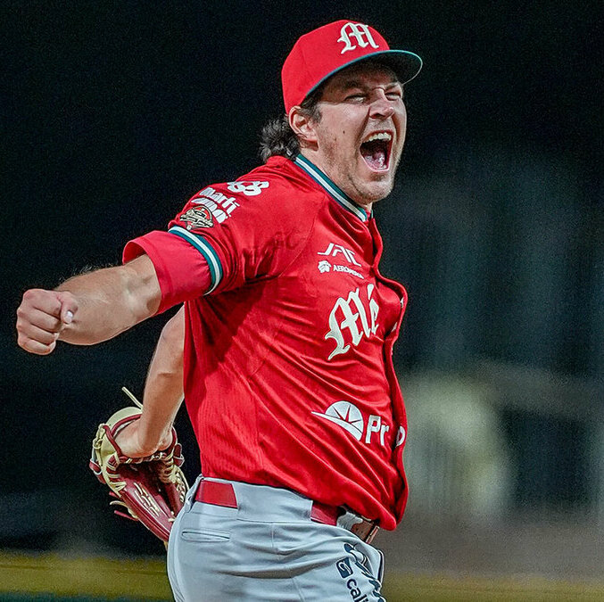 Trevor Bauer fue el ganador del Juego 3 con una joya monticular. (Foto: Diablos Rojos del México)