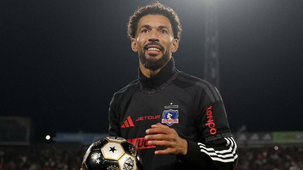 Vozinha acelera su adaptación y apunta a su estreno con Colo Colo. FOTO: Reuters